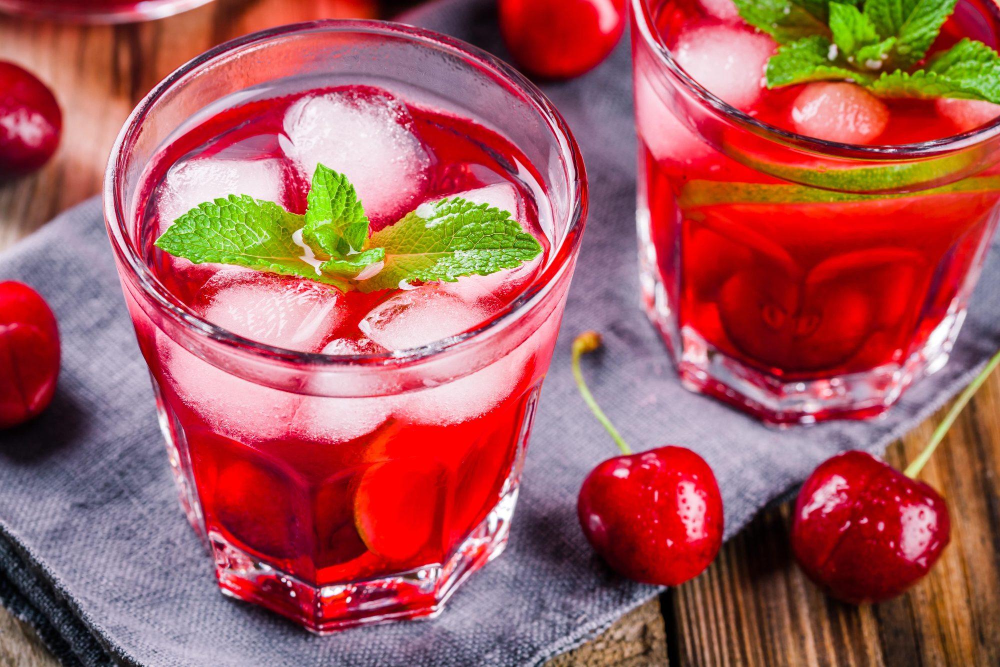 Lemonade Cherry Vodka Cocktail Recept